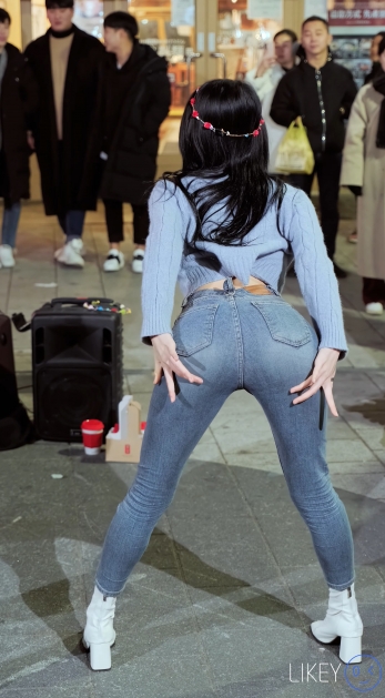 <strong><font color='red'>[3P]</font></strong>[.7774][LIKEY][4K][2020.1.24][CLOCK Seoyoung][Lip  Hip]