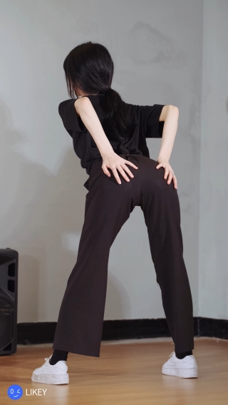 10092. 200719 (CLOCK) (Seo-Young) Lip Hip_hyuna