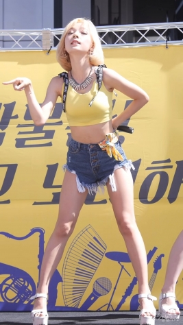 <strong><font color='red'>[1P]</font></strong>[.7423][2020.1.4][Rose Queen][1080P][Nobody]